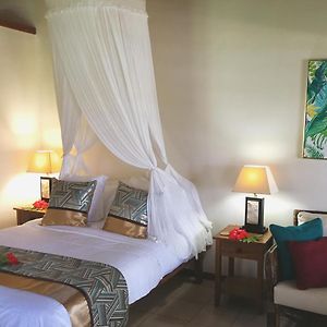 Bungalow Spa Bath Beach Front
